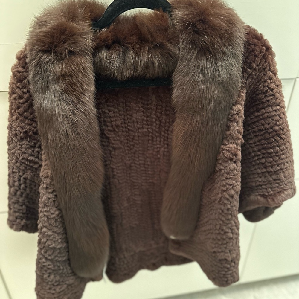 Brown Textured Cape with Plush Fur Trim